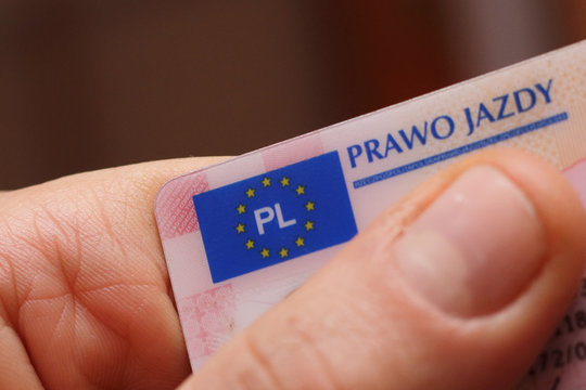 Kup prawo jazdy D1 w Polsce